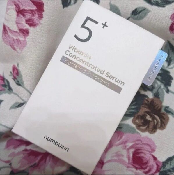 新品 ナンバーズイン 白玉グルタチオン C 美容液 30ml numbuzin スポイト付き