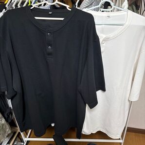 ユニクロ半袖サーマル ヘンリーネック