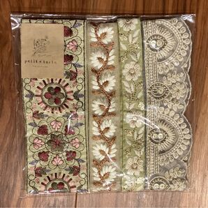 1 インド刺繍リボン×ブレード
