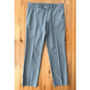 ユニバーサルランゲージ ノータックスラックス グレー L