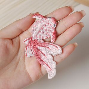 金魚 刺繍ワッペン ピンク ハンドメイド 3個セット