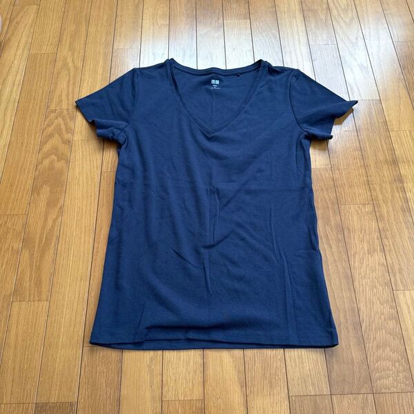 ユニクロ UNIQLO Tシャツ 半袖 半袖Tシャツ トップス Vネック