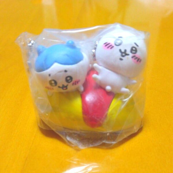 ちいかわ たべものいっぱいマスコット オムライス