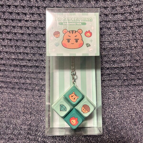 SHINeeミンホ キーキャップキーホルダー キーリング