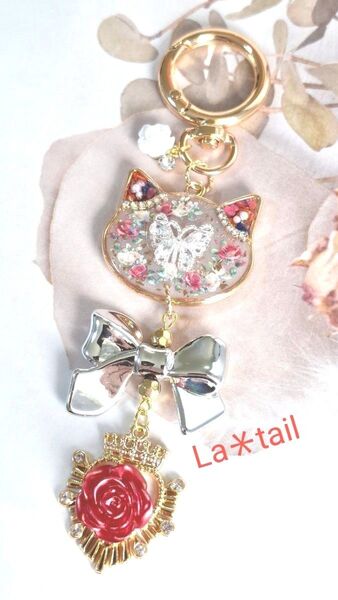 * Rose&猫レジン キーホルダー * バッグ キーホルダー ハンドメイド ラインストーン 猫 《1点限り》No.168