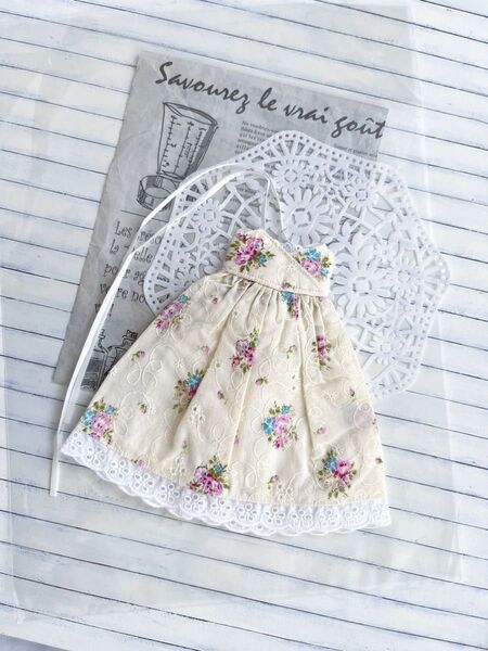 作家様 ブライス リカちゃん ワンピース アウトフィット ハンドメイド 花柄