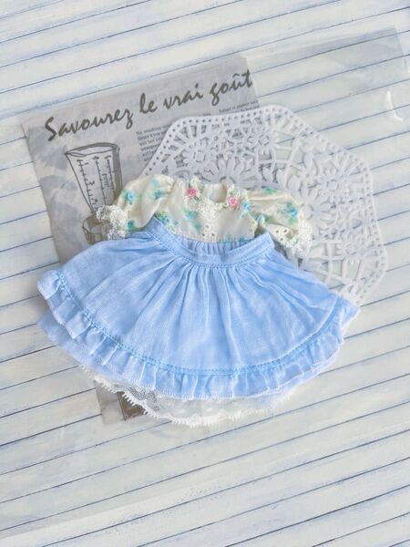 人気作家様 ブライス リカちゃん ワンピース アウトフィット ハンドメイド ペールブルー