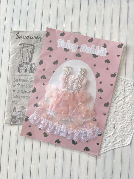 人気作家様 ブライス リカちゃん ワンピース アウトフィット ハンドメイド flower garden