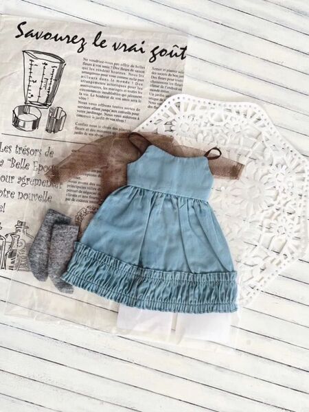 リカちゃんキャッスル ちいさなおみせ IESコレクションドレス 22センチ ブライス