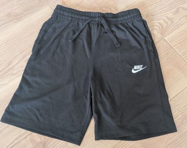 NIKE ハーフパンツ キッズL 140 150 160 ショートパンツ