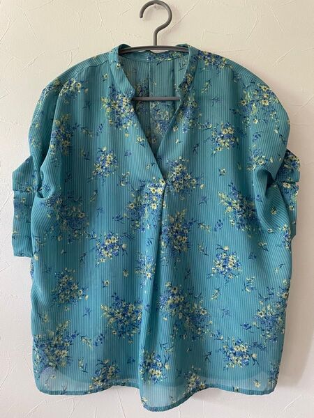 花柄シフォンブラウス