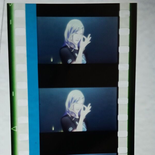 タブナイ コマフィルム カミュ
