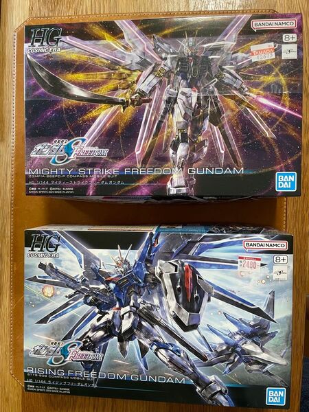 1/144 HG マイティーストライクフリーダムガンダム 、 ライジングフリーダムガンダム セット