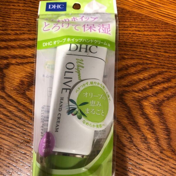 DHC オリーブホイップハンドクリームa