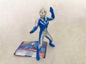 開封美品　バンダイHGウルトラマンコスモス登場編よりウルトラマンコスモス(ルナモード)