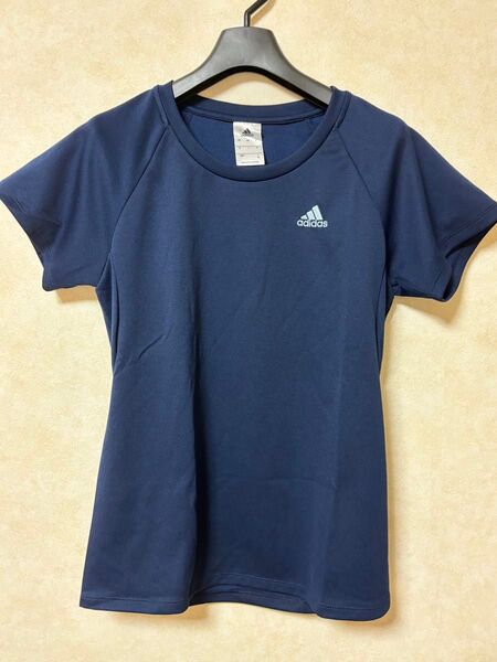 adidas レディース 半袖 Mくらい トレーニングウェア Tシャツ ネイビー OT