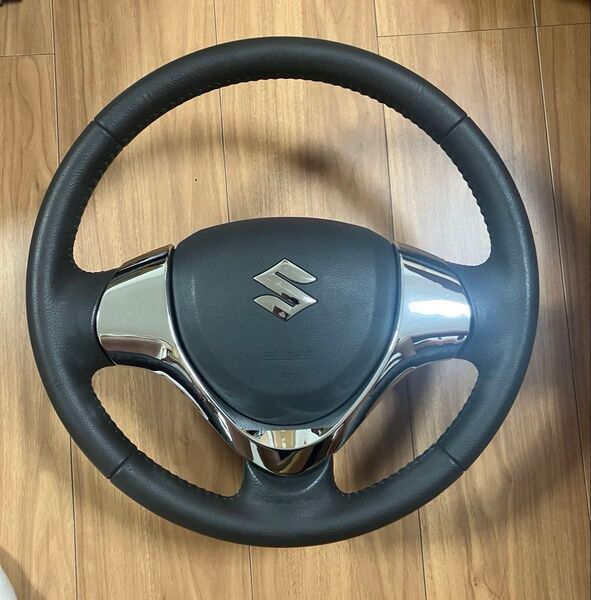 スズキ メッキ エブリィワゴン 17w タウンボックス他に適合する。 ホーンパッド エアバッグカバー 検索 ハンドルガーニッシュ