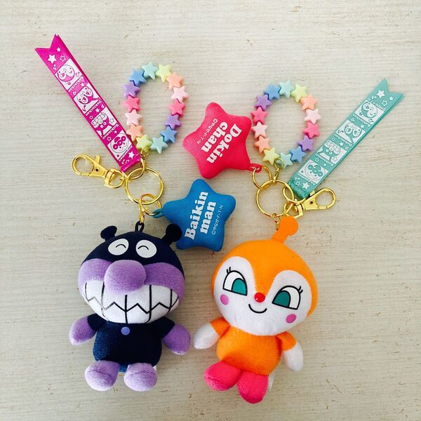 それいけ!アンパンマン バイキンマン&ドキンちゃん マスコットキーホルダー 2点セット