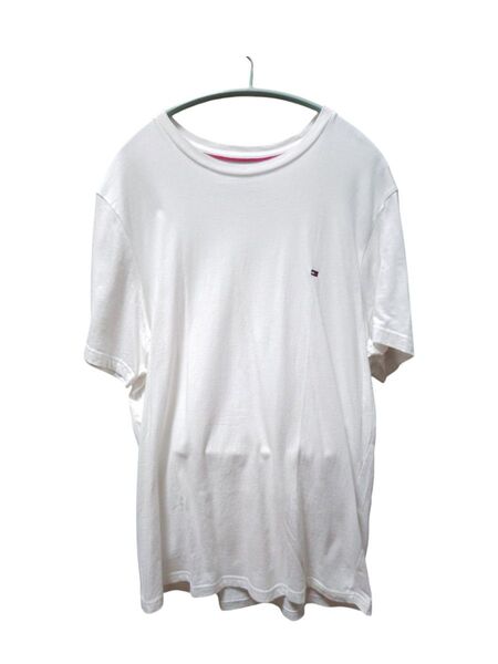 TOMMY HILFIGER トミーヒルフィガー シンプルワンポイントTシャツ 半袖 ホワイト Mサイズ 古着