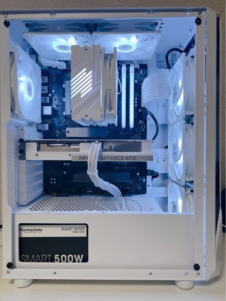 RTX4060/i5-10400 搭載 ホワイトゲーミングPC