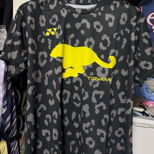 新品・未使用品 YONEX バドミントンTシャツ(トナミ運輸)