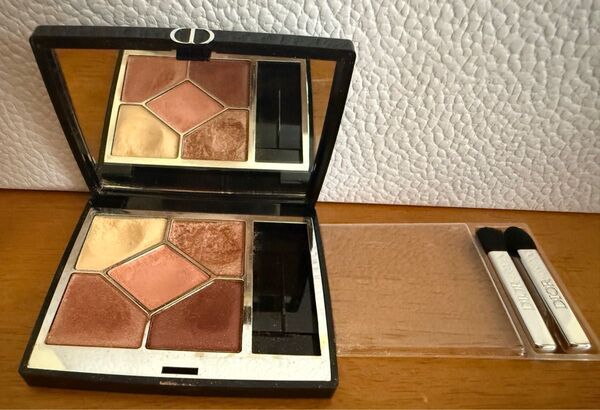 Dior サンククルールクチュール 743 ローズチュール