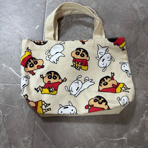 クレヨンしんちゃん ミニトートバッグ おまけ付き