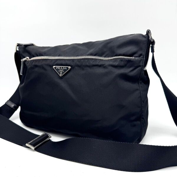 【現行類似・極美品】PRADA プラダ ショルダーバッグ クロスボディ テスートナイロン 三角ロゴ 黒