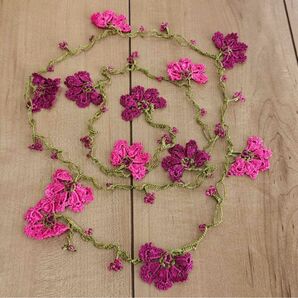 ハンドメイド オヤラリエット