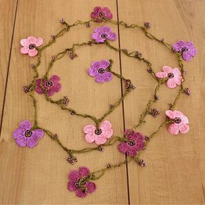 ハンドメイド オヤラリエット