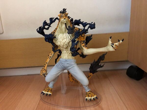 ワンピース 一番くじ ロブ・ルッチ フィギュア