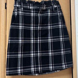 チェック柄ミニスカート