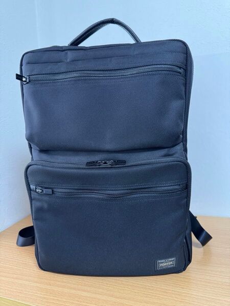 新作●定価52800円●PORTER PROTECTION DAYPACK リュックサック 品番 681-17977 ポーチ付き