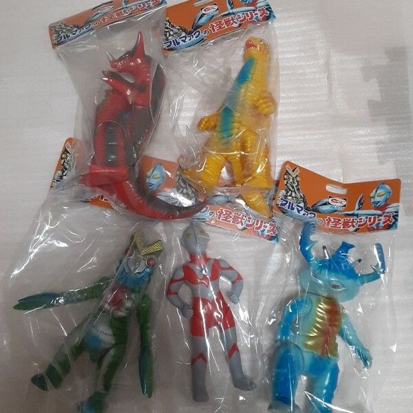 5種セット ブルマァク 怪獣シリーズ 昭和レトロカラー Sウルトラマン バルタン星人 レッドキング アントラー ゴモラ ソフビ