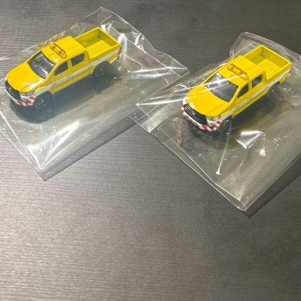 トミカ2台セット】#ハイラックス #道路パトロールカー