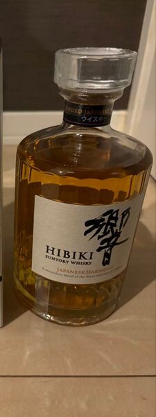 サントリー 響 ジャパニーズハーモニー 720ml