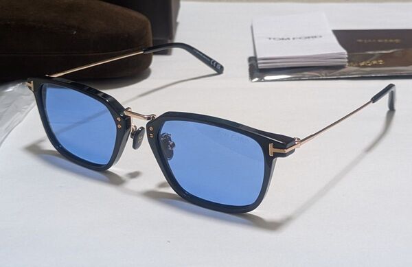 【新品】トムフォード サングラス FT1042D 01V 52サイズ ブルー 日本企画 TOM FORD