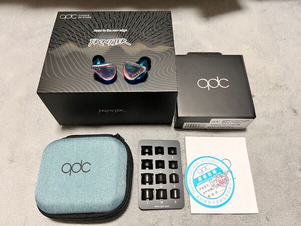【極美品】qdcイヤホン+おまけ付き