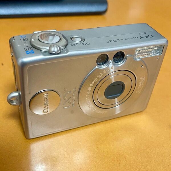 Canon IXY DIGITAL 320