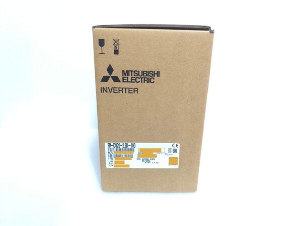 新品未開封 三菱電機 FR-D820-2.2K-100◆高性能インバータ ◆三相200V◆E800◆Mitsubishi
