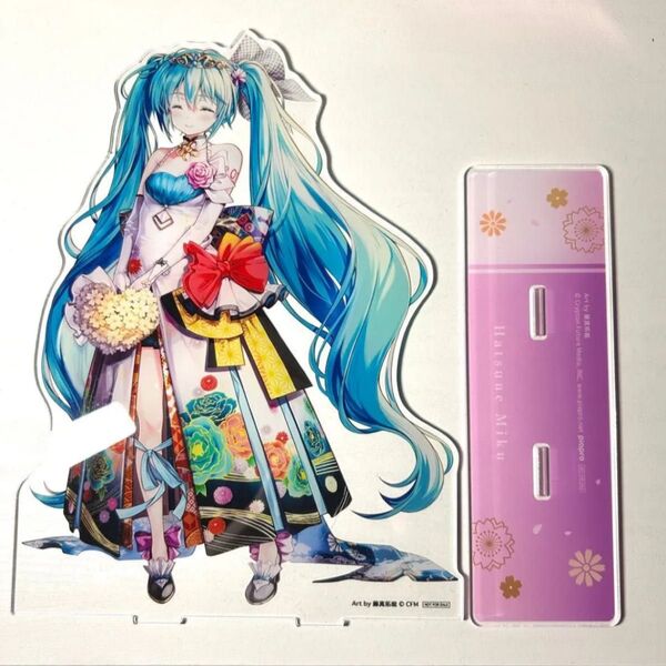 初音ミク MEGAアクリルスタンド あたりつきラッキー缶バッジBOX バースデーB柄 255×198mm(組み立て時)