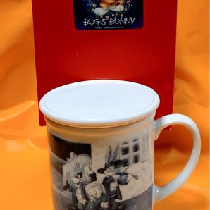 希少品☆ルーニー・テューンズ のキャラクターがデザインされたマグカップ(非売品)