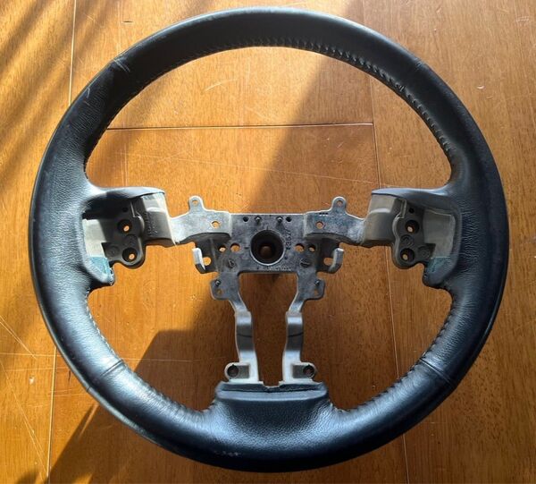 ホンダ RK5 ステップワゴン純正ステアリング