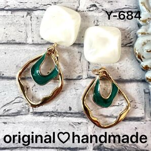 Y-684★ハンドメイドピアス★イヤリング★グリーンピアス★