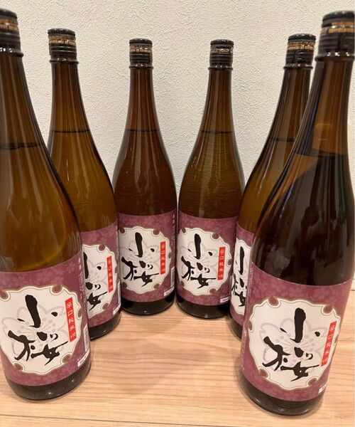 小桜 辛口純米 一升瓶 6本