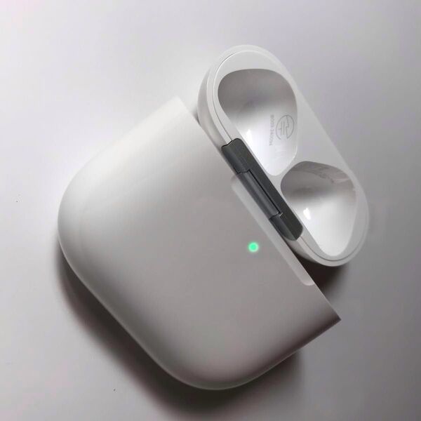 動作未確認 Apple AirPods 第4世代 ANC ワイヤレス充電ケース A3059 ケースのみ イヤホン無し 現状渡し