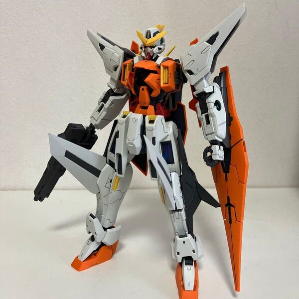 ガンプラ MG ガンダムキュリオス 組立済み 完成品 バンダイ 1/100