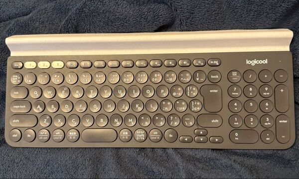ロジクール K780 マルチデバイス Bluetooth キーボード Unifying USBドングル 3台接続 タブレット置き有