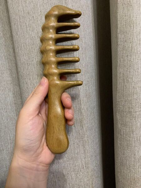 緑檀木 経絡 頭皮 首肩 マッサージ くし ヘアコーム 櫛 クシ 檀木 木製