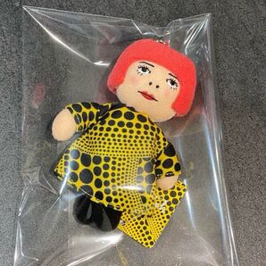 草間彌生 やよいちゃん キーホルダー YAYOIちゃんプラッシュ